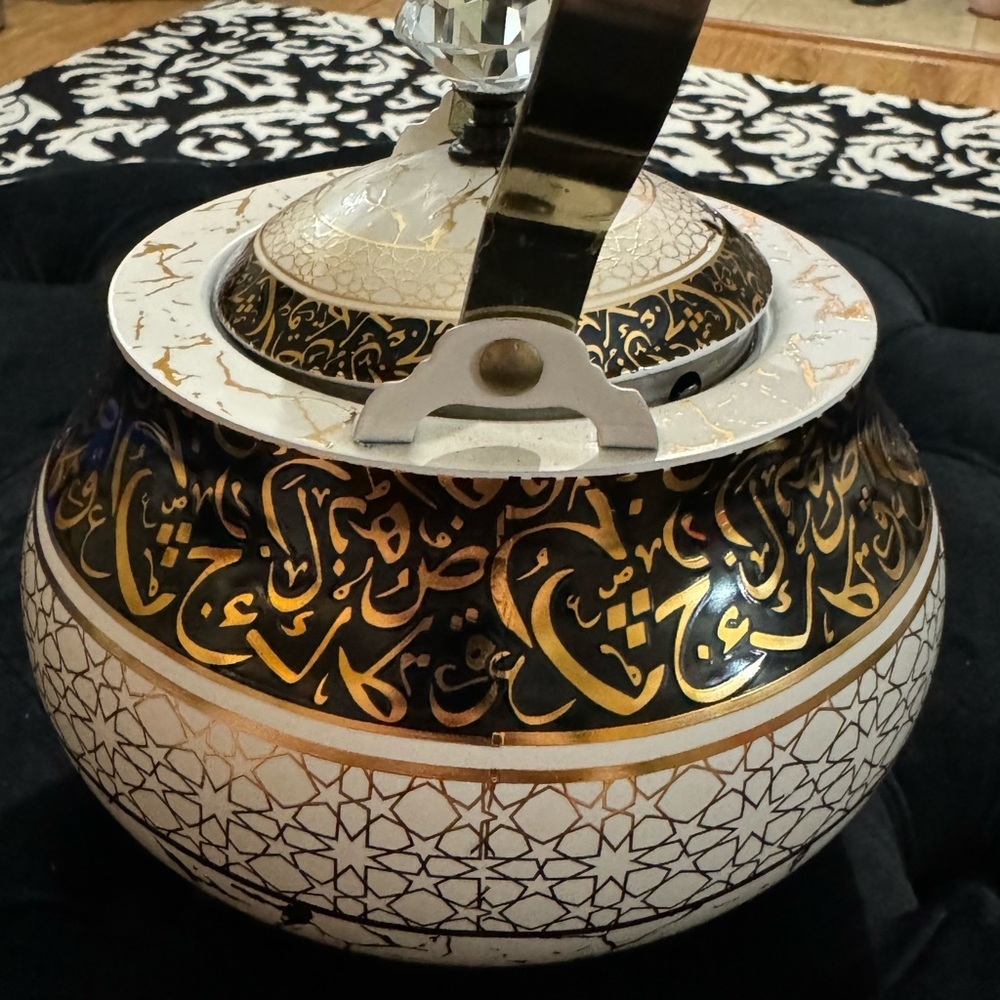 Ornate Unique Arabic Style Tea Kettle Black Cream Gold Patterned Vintage Look - Picture 10 of 16